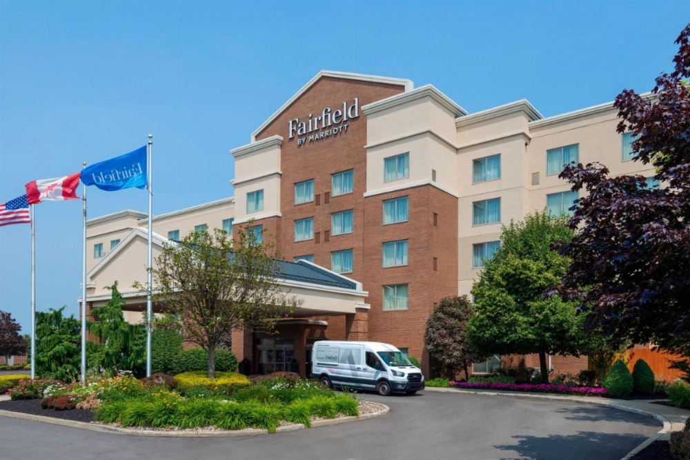 Fairfield Inn & Suites by Marriott Buffalo Airport Main image